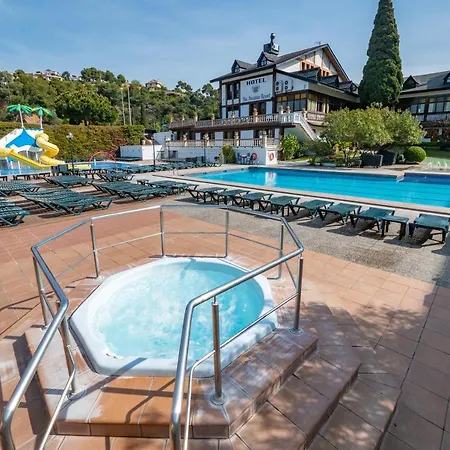 94 With Outdoor Swimmingpool Holiday home Santa Susanna