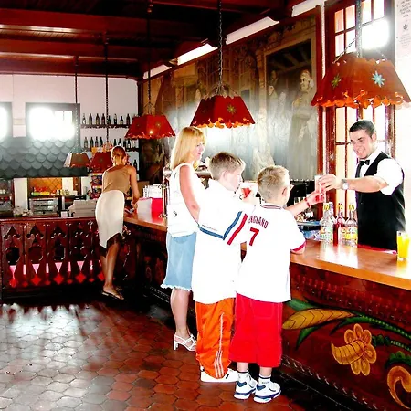 Vakantiehuis 94 With Outdoor Swimmingpool *