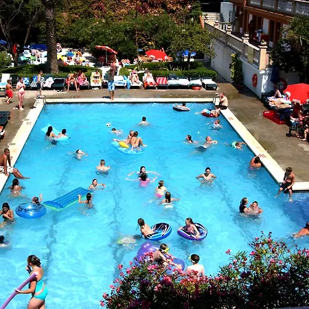 94 With Outdoor Swimmingpool Santa Susanna