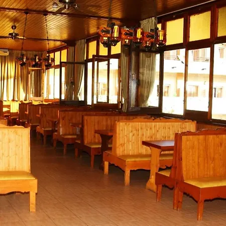 94 With Outdoor Swimmingpool *