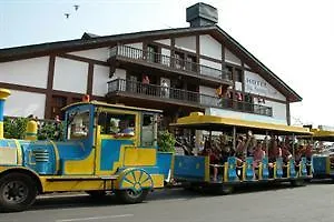 94 With Outdoor Swimmingpool Vakantiehuis Santa Susanna