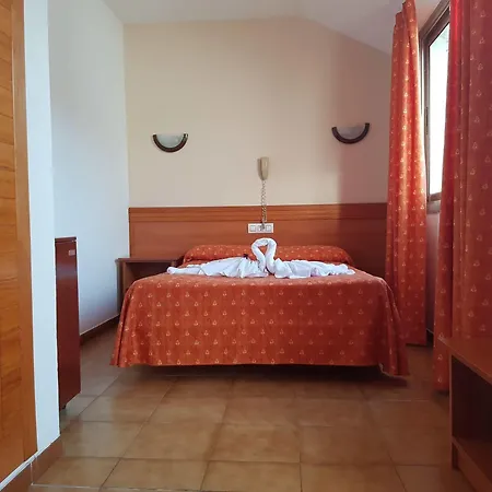 Vakantiehuis 94 With Outdoor Swimmingpool