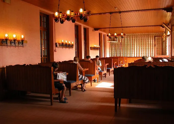 94 With Outdoor Swimmingpool Дом отдыха Санта-Сусанна