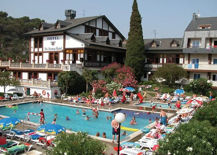 94 With Outdoor Swimmingpool Дом отдыха Санта-Сусанна