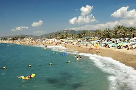 94 With Outdoor Swimmingpool Санта-Сусанна