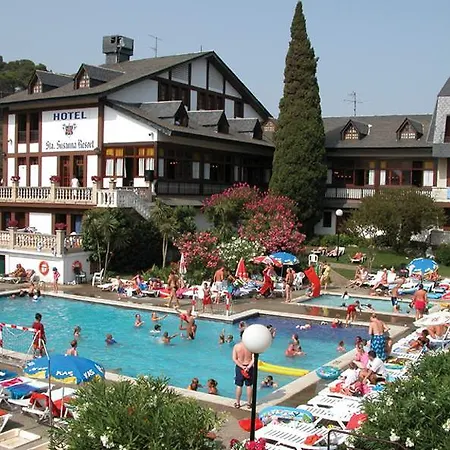 94 With Outdoor Swimmingpool Dom wakacyjny Santa Susanna